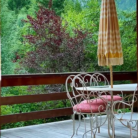 Large Peaceful For Mountain Adventures! Perfect For Flégère&grand Montet Skiing Chamonix Mont Blanc